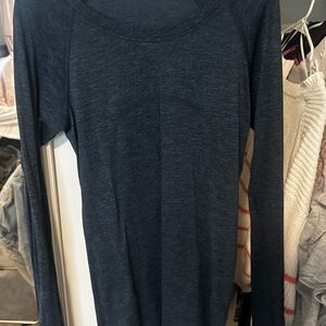 Women's Lululemon Long Sleeve Navy Top